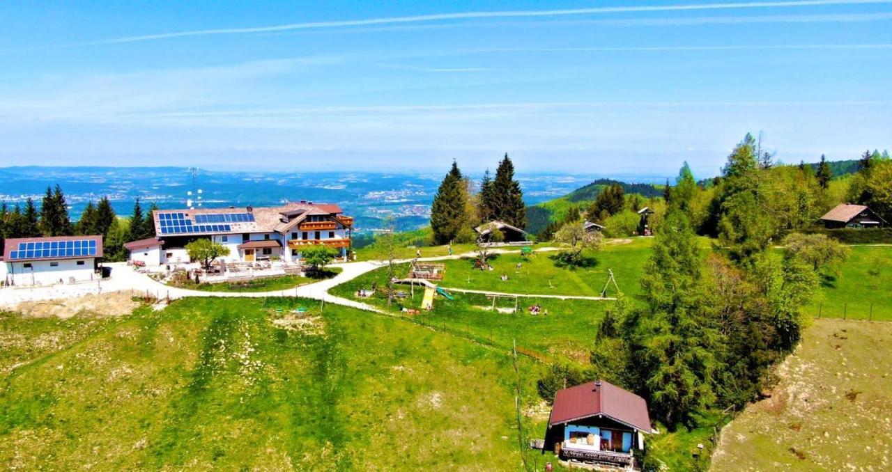 Holzhaus "Zum Schwarz'N" Daire Aurach am Hongar Dış mekan fotoğraf