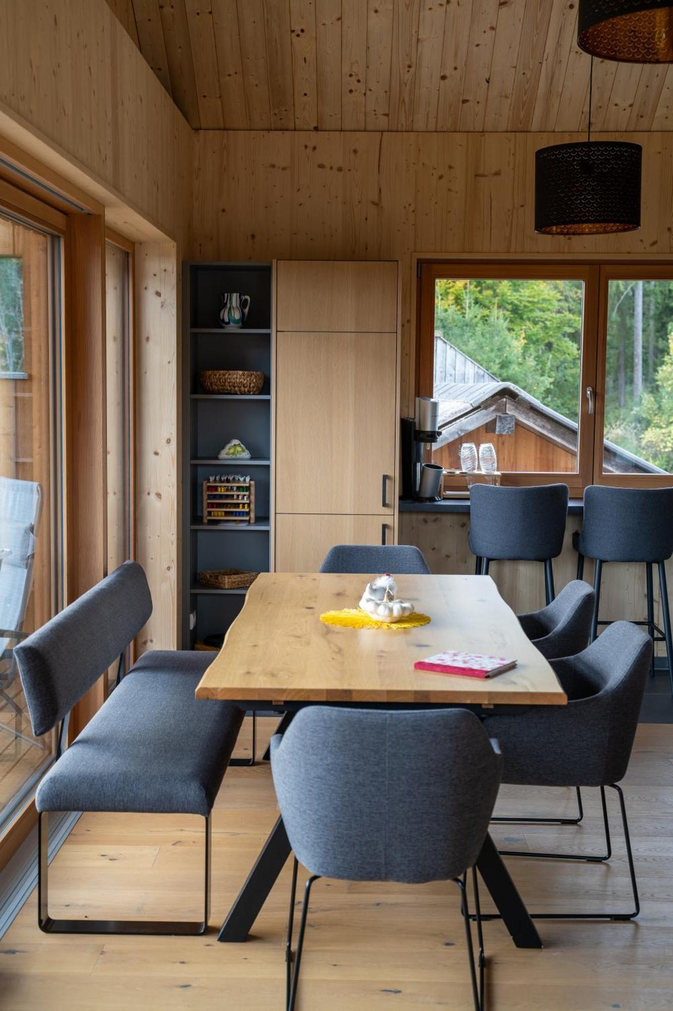 Holzhaus "Zum Schwarz'N" Daire Aurach am Hongar Dış mekan fotoğraf